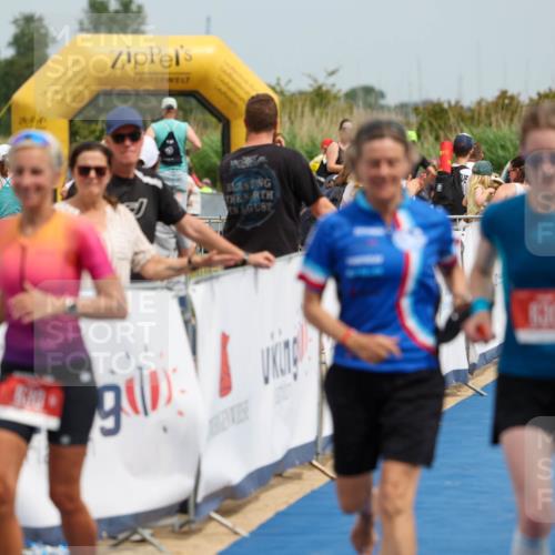 22.06.2025 - Viking Triathlon Michael Strokosch http://msf.ph/oto/8069382 22.06.2025 15:16:23 Ziel 630 meine-sportfotos.de