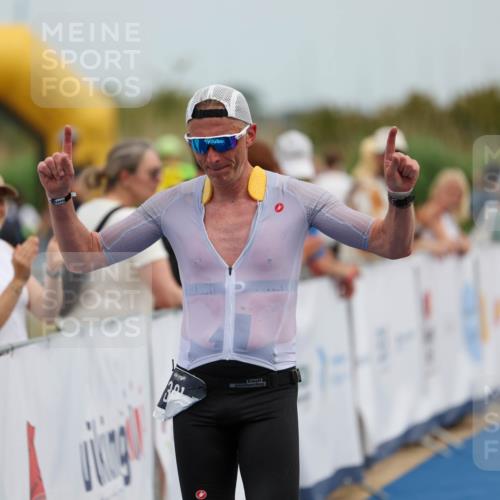 22.06.2025 - Viking Triathlon Michael Strokosch http://msf.ph/oto/8069431 22.06.2025 14:40:01 Ziel 381 meine-sportfotos.de
