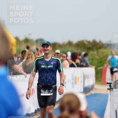 22.06.2025 - Viking Triathlon Michael Strokosch http://msf.ph/oto/8069451 22.06.2025 15:16:51 Ziel 41 meine-sportfotos.de