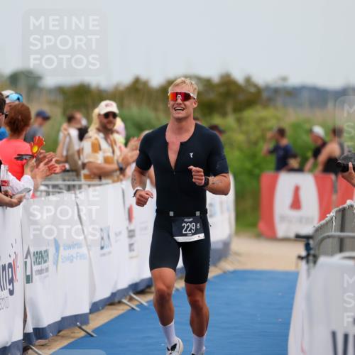 22.06.2025 - Viking Triathlon Michael Strokosch http://msf.ph/oto/8069454 22.06.2025 14:40:08 Ziel 229, 381 meine-sportfotos.de