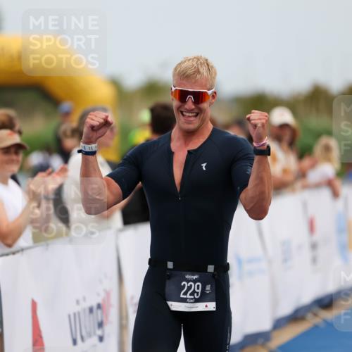 22.06.2025 - Viking Triathlon Michael Strokosch http://msf.ph/oto/8069471 22.06.2025 14:40:09 Ziel 229 meine-sportfotos.de