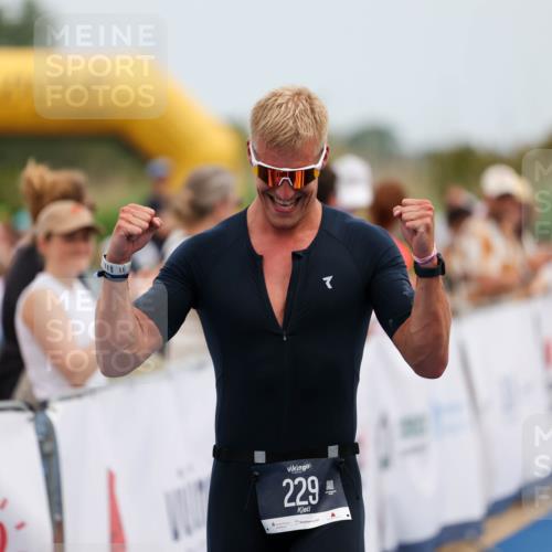22.06.2025 - Viking Triathlon Michael Strokosch http://msf.ph/oto/8069475 22.06.2025 14:40:10 Ziel 229 meine-sportfotos.de