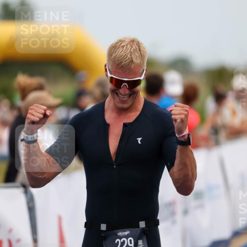 22.06.2025 - Viking Triathlon Michael Strokosch http://msf.ph/oto/8069478 22.06.2025 14:40:10 Ziel 229 meine-sportfotos.de