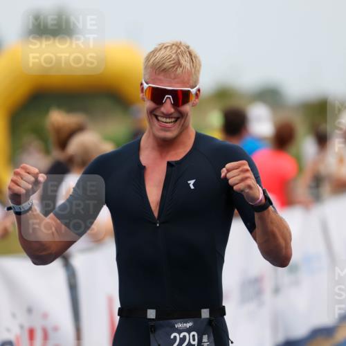22.06.2025 - Viking Triathlon Michael Strokosch http://msf.ph/oto/8069482 22.06.2025 14:40:10 Ziel 229 meine-sportfotos.de