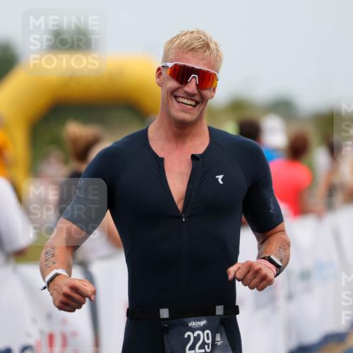 22.06.2025 - Viking Triathlon Michael Strokosch http://msf.ph/oto/8069483 22.06.2025 14:40:10 Ziel 229 meine-sportfotos.de