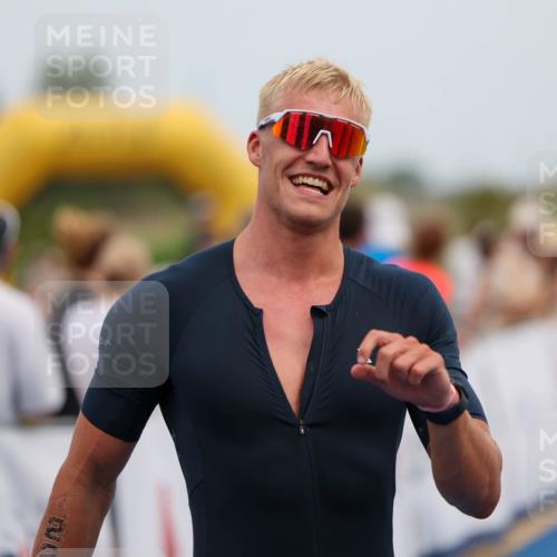 22.06.2025 - Viking Triathlon Michael Strokosch http://msf.ph/oto/8069490 22.06.2025 14:40:11 Ziel 229 meine-sportfotos.de