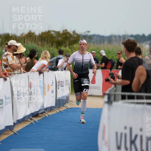 22.06.2025 - Viking Triathlon Michael Strokosch http://msf.ph/oto/8069492 22.06.2025 14:40:41 Ziel 444 meine-sportfotos.de