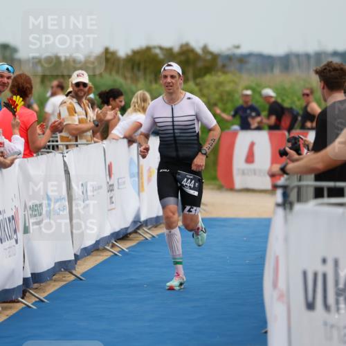 22.06.2025 - Viking Triathlon Michael Strokosch http://msf.ph/oto/8069505 22.06.2025 14:40:42 Ziel 444 meine-sportfotos.de