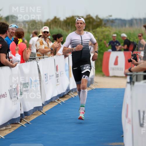 22.06.2025 - Viking Triathlon Michael Strokosch http://msf.ph/oto/8069507 22.06.2025 14:40:42 Ziel 444 meine-sportfotos.de