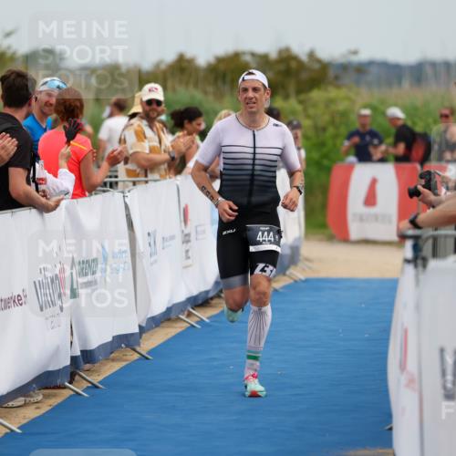 22.06.2025 - Viking Triathlon Michael Strokosch http://msf.ph/oto/8069510 22.06.2025 14:40:42 Ziel 444 meine-sportfotos.de