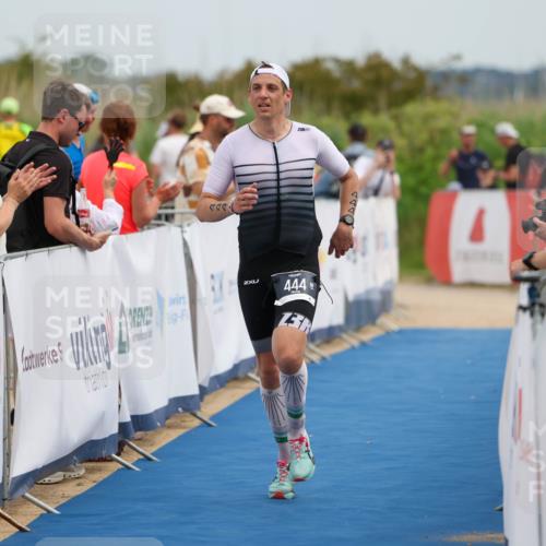 22.06.2025 - Viking Triathlon Michael Strokosch http://msf.ph/oto/8069518 22.06.2025 14:40:42 Ziel 444 meine-sportfotos.de