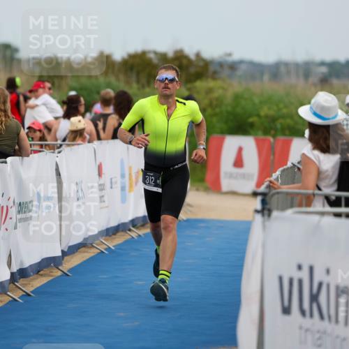 22.06.2025 - Viking Triathlon Michael Strokosch http://msf.ph/oto/8069573 22.06.2025 15:17:57 Ziel 312 meine-sportfotos.de