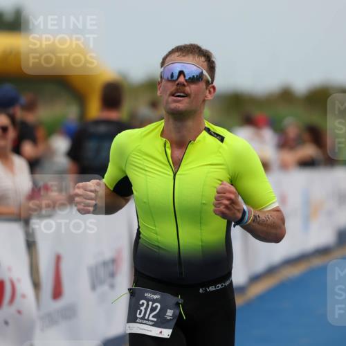 22.06.2025 - Viking Triathlon Michael Strokosch http://msf.ph/oto/8069611 22.06.2025 15:18:00 Ziel 312 meine-sportfotos.de