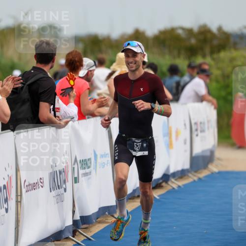 22.06.2025 - Viking Triathlon Michael Strokosch http://msf.ph/oto/8069615 22.06.2025 14:41:57 Ziel 527 meine-sportfotos.de