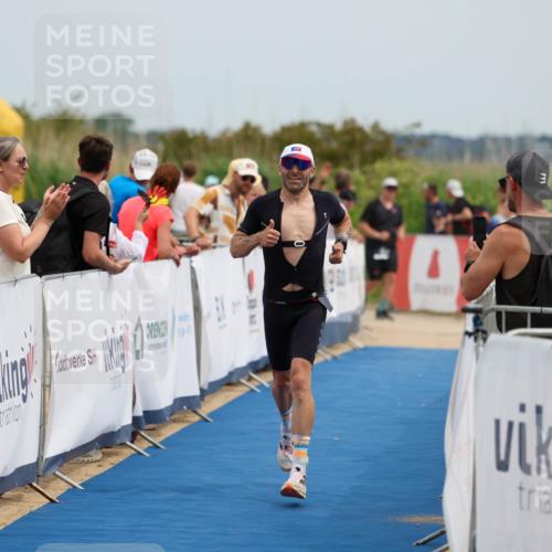 22.06.2025 - Viking Triathlon Michael Strokosch http://msf.ph/oto/8069643 22.06.2025 14:42:09 Ziel 125 meine-sportfotos.de