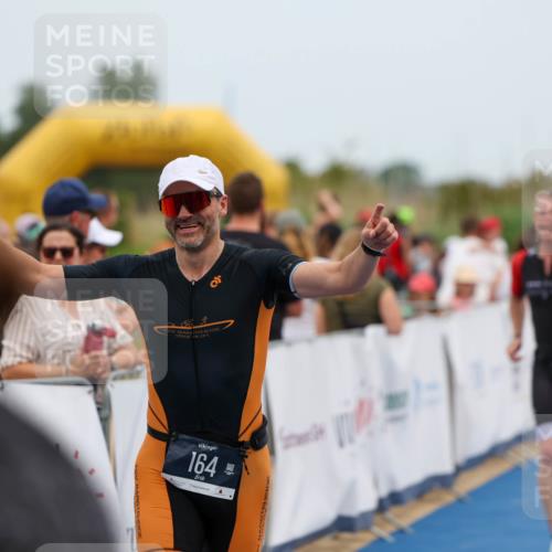 22.06.2025 - Viking Triathlon Michael Strokosch http://msf.ph/oto/8069678 22.06.2025 15:18:19 Ziel 164, 300 meine-sportfotos.de