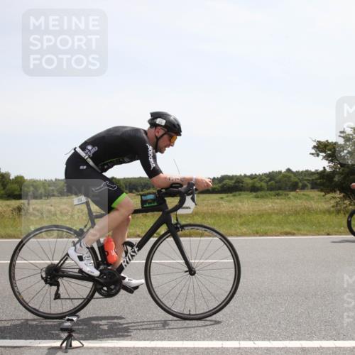 22.06.2025 - Viking Triathlon Yannick Fuchs http://msf.ph/oto/8069748 22.06.2025 12:11:43 Radfahren 13, 173, 314, 340, 427, 444, 458, 604 meine-sportfotos.de