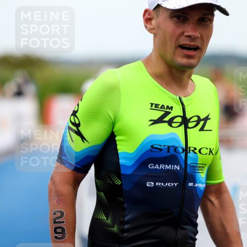 22.06.2025 - Viking Triathlon Michael Strokosch http://msf.ph/oto/8069777 22.06.2025 15:18:48 Ziel 29 meine-sportfotos.de