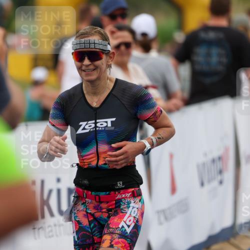 22.06.2025 - Viking Triathlon Michael Strokosch http://msf.ph/oto/8069804 22.06.2025 15:19:01 Ziel  meine-sportfotos.de