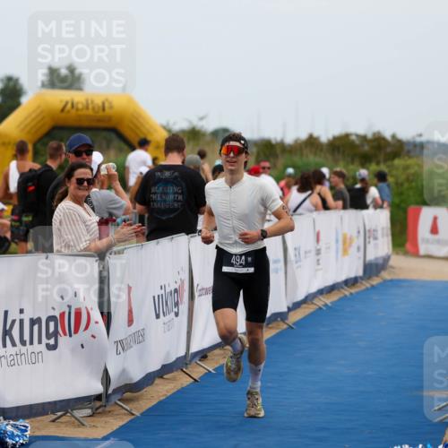 22.06.2025 - Viking Triathlon Michael Strokosch http://msf.ph/oto/8069813 22.06.2025 15:19:19 Ziel 494 meine-sportfotos.de