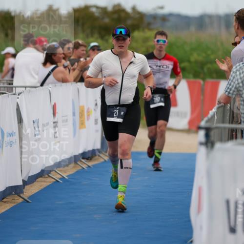 22.06.2025 - Viking Triathlon Michael Strokosch http://msf.ph/oto/8069868 22.06.2025 15:19:35 Ziel 21, 358, 387 meine-sportfotos.de