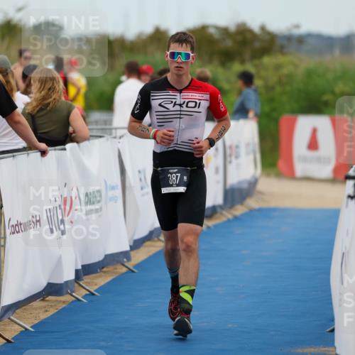 22.06.2025 - Viking Triathlon Michael Strokosch http://msf.ph/oto/8069894 22.06.2025 15:19:39 Ziel 21, 387 meine-sportfotos.de