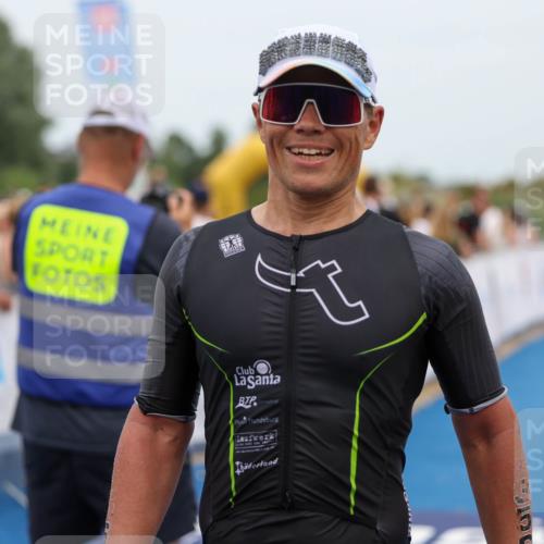 22.06.2025 - Viking Triathlon Michael Strokosch http://msf.ph/oto/8069972 22.06.2025 15:21:05 Ziel 356 meine-sportfotos.de