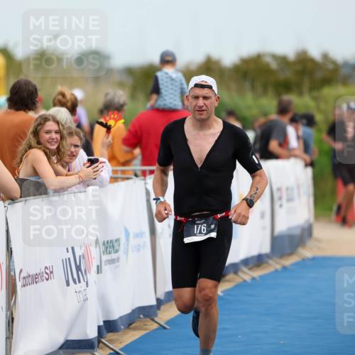 22.06.2025 - Viking Triathlon Michael Strokosch http://msf.ph/oto/8069980 22.06.2025 14:49:35 Ziel 176 meine-sportfotos.de