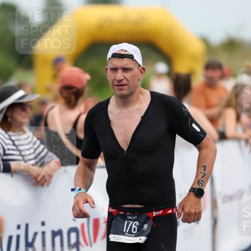 22.06.2025 - Viking Triathlon Michael Strokosch http://msf.ph/oto/8070004 22.06.2025 14:49:37 Ziel 176 meine-sportfotos.de