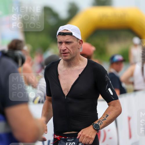 22.06.2025 - Viking Triathlon Michael Strokosch http://msf.ph/oto/8070010 22.06.2025 14:49:38 Ziel 176 meine-sportfotos.de