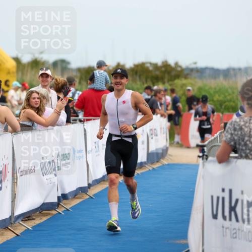 22.06.2025 - Viking Triathlon Michael Strokosch http://msf.ph/oto/8070041 22.06.2025 14:51:13 Ziel 12, 407 meine-sportfotos.de