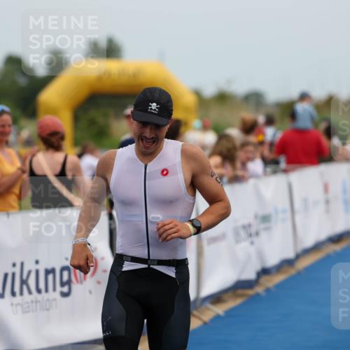 22.06.2025 - Viking Triathlon Michael Strokosch http://msf.ph/oto/8070067 22.06.2025 14:51:15 Ziel 12, 407 meine-sportfotos.de
