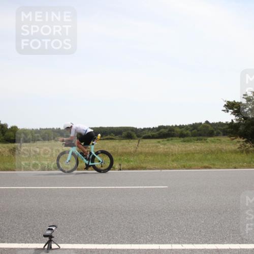 22.06.2025 - Viking Triathlon Yannick Fuchs http://msf.ph/oto/8070143 22.06.2025 12:15:13 Radfahren 440, 555 meine-sportfotos.de