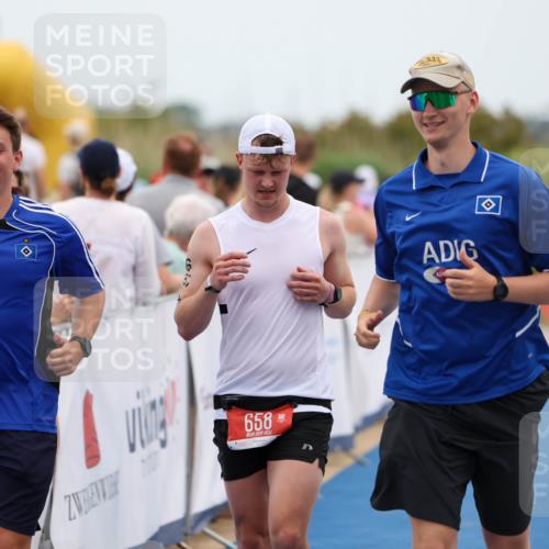 22.06.2025 - Viking Triathlon Michael Strokosch http://msf.ph/oto/8070151 22.06.2025 15:22:57 Ziel 658 meine-sportfotos.de