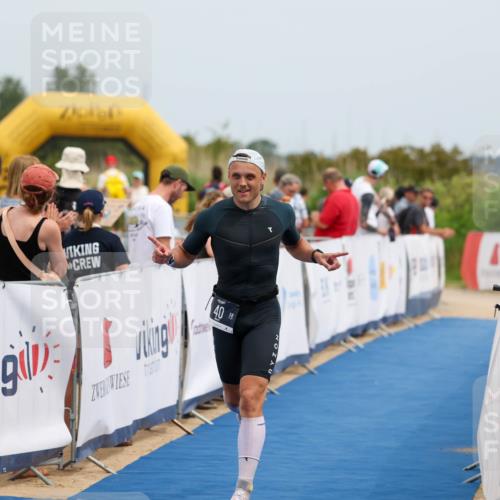 22.06.2025 - Viking Triathlon Michael Strokosch http://msf.ph/oto/8070171 22.06.2025 14:53:06 Ziel 40 meine-sportfotos.de