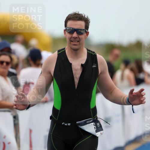 22.06.2025 - Viking Triathlon Michael Strokosch http://msf.ph/oto/8070211 22.06.2025 15:24:11 Ziel 366, 540 meine-sportfotos.de