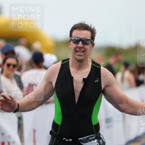 22.06.2025 - Viking Triathlon Michael Strokosch http://msf.ph/oto/8070214 22.06.2025 15:24:11 Ziel 366, 540 meine-sportfotos.de