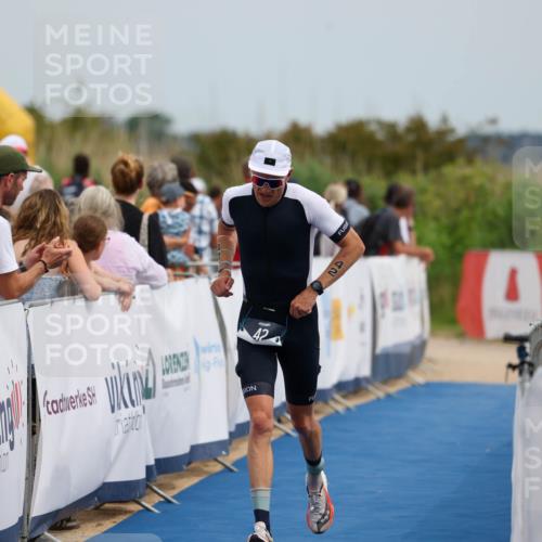 22.06.2025 - Viking Triathlon Michael Strokosch http://msf.ph/oto/8070230 22.06.2025 14:53:17 Ziel 42 meine-sportfotos.de