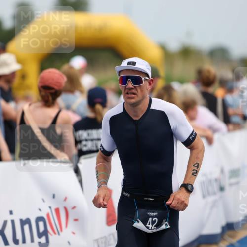 22.06.2025 - Viking Triathlon Michael Strokosch http://msf.ph/oto/8070254 22.06.2025 14:53:19 Ziel 42 meine-sportfotos.de