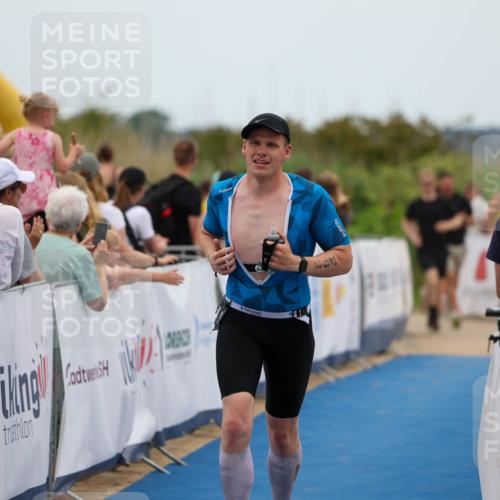 22.06.2025 - Viking Triathlon Michael Strokosch http://msf.ph/oto/8070311 22.06.2025 15:24:38 Ziel 298 meine-sportfotos.de