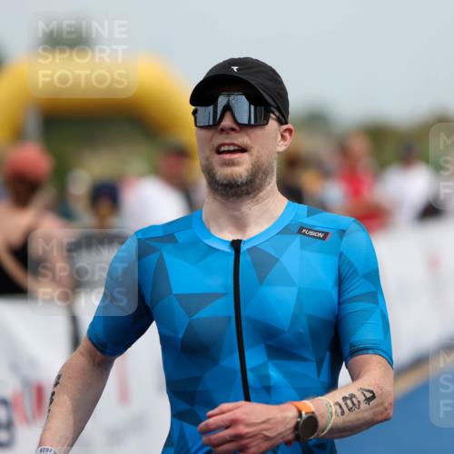 22.06.2025 - Viking Triathlon Michael Strokosch http://msf.ph/oto/8070314 22.06.2025 14:53:34 Ziel 486 meine-sportfotos.de