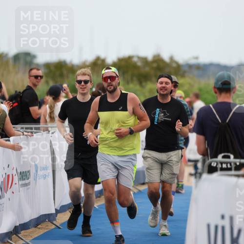 22.06.2025 - Viking Triathlon Michael Strokosch http://msf.ph/oto/8070336 22.06.2025 15:24:44 Ziel 210, 298, 607 meine-sportfotos.de