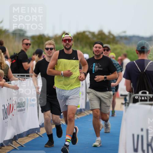 22.06.2025 - Viking Triathlon Michael Strokosch http://msf.ph/oto/8070338 22.06.2025 15:24:44 Ziel 210, 298, 607 meine-sportfotos.de