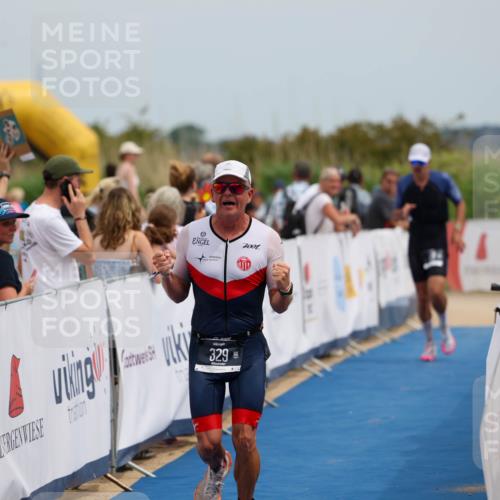 22.06.2025 - Viking Triathlon Michael Strokosch http://msf.ph/oto/8070343 22.06.2025 14:53:44 Ziel 329 meine-sportfotos.de