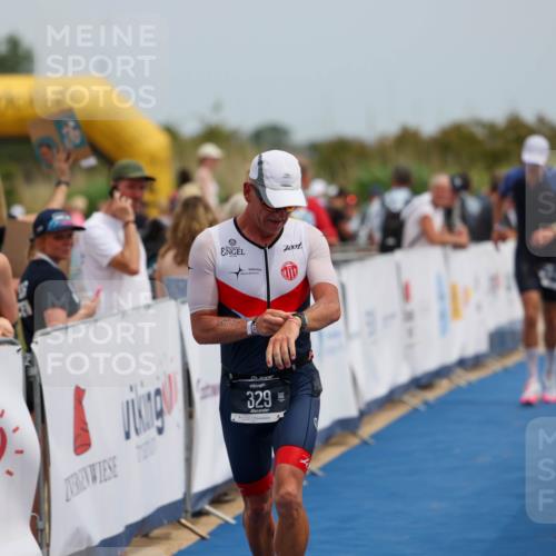 22.06.2025 - Viking Triathlon Michael Strokosch http://msf.ph/oto/8070351 22.06.2025 14:53:45 Ziel 329 meine-sportfotos.de