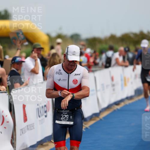 22.06.2025 - Viking Triathlon Michael Strokosch http://msf.ph/oto/8070355 22.06.2025 14:53:45 Ziel 329 meine-sportfotos.de