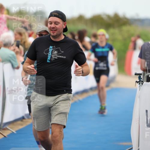 22.06.2025 - Viking Triathlon Michael Strokosch http://msf.ph/oto/8070363 22.06.2025 15:24:46 Ziel 210, 607 meine-sportfotos.de