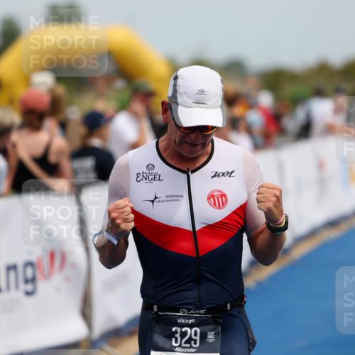 22.06.2025 - Viking Triathlon Michael Strokosch http://msf.ph/oto/8070373 22.06.2025 14:53:46 Ziel 329, 478 meine-sportfotos.de