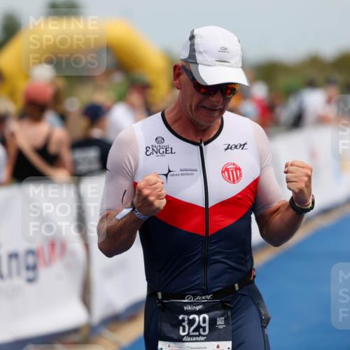 22.06.2025 - Viking Triathlon Michael Strokosch http://msf.ph/oto/8070376 22.06.2025 14:53:47 Ziel 329, 478 meine-sportfotos.de