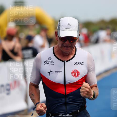 22.06.2025 - Viking Triathlon Michael Strokosch http://msf.ph/oto/8070380 22.06.2025 14:53:47 Ziel 329, 478 meine-sportfotos.de